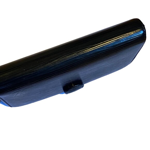 Louis Vuitton Authentic Black Epi Kisslock Vintage Wallet - Picture 6 of 15